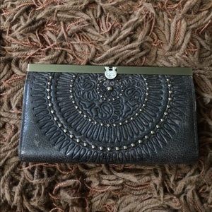Patricia Nash wallet